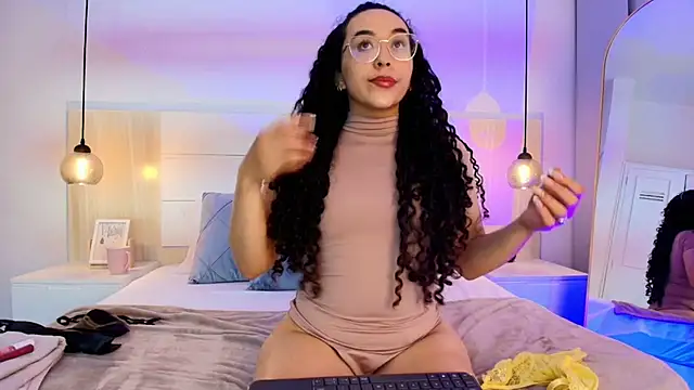 alehia cute online show from 11-14-25, 10:35