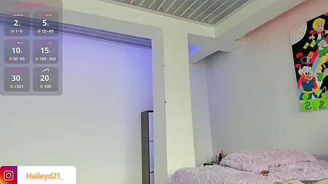 HaileyDuke online show from 11-10-25, 01:49