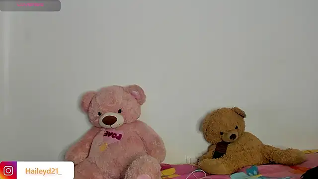 HaileyDuke online show from 03-12-26, 10:36