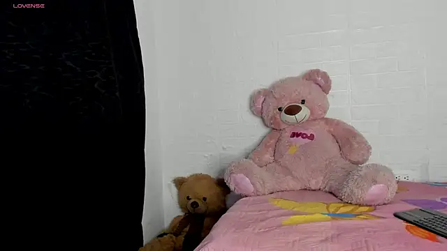 Snapshot of HaileyDuke chatting on 07-11-26, 02:34 HaileyDuke online show from 07-11-26, 02:34