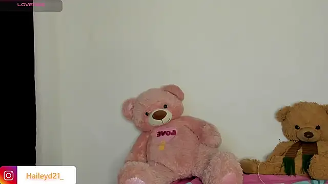 HaileyDuke online show from 03-09-26, 10:46