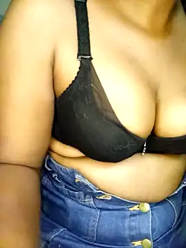 PRETTYJANE36 online show from 04-12-26, 09:18