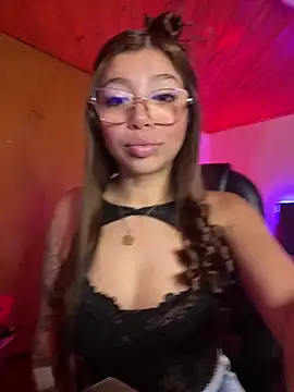 Maddy Piink online show from 02-18-26, 04:36