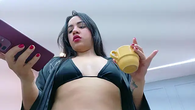 Camila Hill  online show from 01-14-26, 01:37