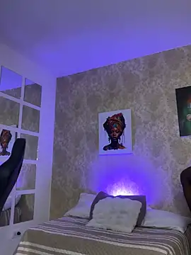 Snapshot of MorenaLush_Eup chatting on 11-25-25, 03:07 MorenaLush Eup online show from 11-25-25, 03:07