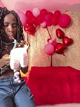 Snapshot of MorenaLush_Eup chatting on 02-27-26, 12:33 MorenaLush Eup online show from 02-27-26, 12:33