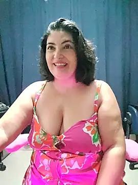 Snapshot of lina_maria99 chatting on 10-27-25, 12:33 lina maria99 online show from 10-27-25, 12:33