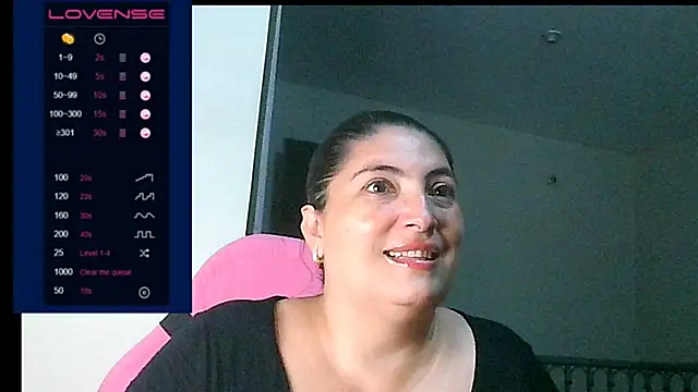 Snapshot of lina_maria99 chatting on 09-18-25, 02:25 lina maria99 online show from 09-18-25, 02:25