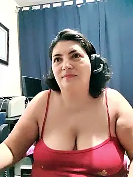 Snapshot of lina_maria99 chatting on 09-27-25, 09:48 lina maria99 online show from 09-27-25, 09:48