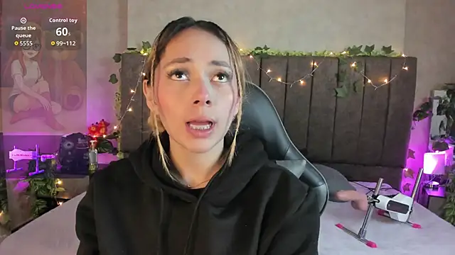 LanaMills  online show from 02-19-26, 05:26