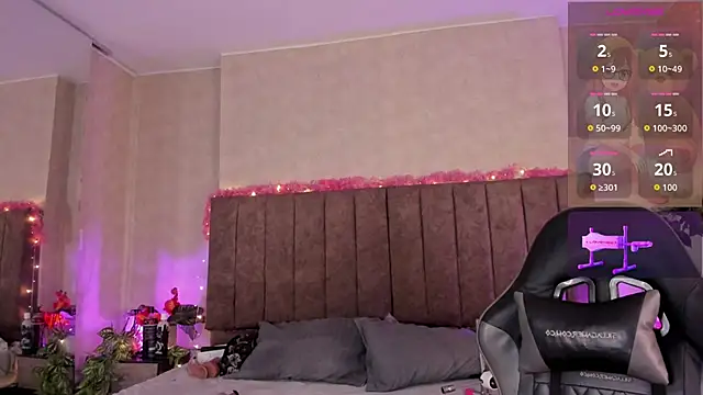 Snapshot of LanaMills_ chatting on 06-09-26, 03:51 LanaMills online show from 06-09-26, 03:51