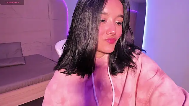 HannahMontgomery online show from 01-17-26, 05:55