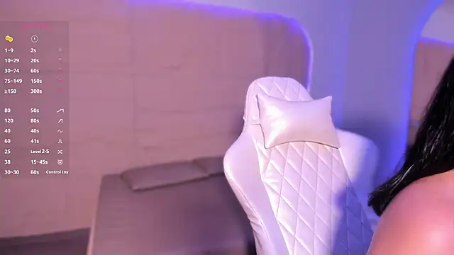 HannahMontgomery online show from 02-03-26, 04:12