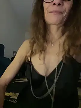 Chris06d22xh online show from 12-22-25, 07:58