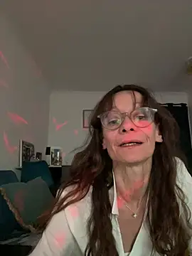 Chris06d22xh online show from 05-24-26, 07:03