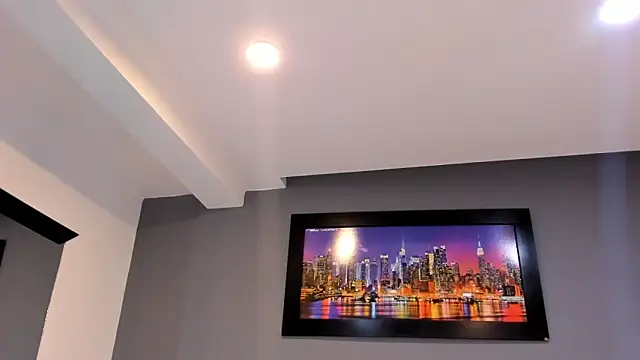 Snapshot of CharlotteCottin chatting on 02-05-26, 11:28 CharlotteCottin online show from 02-05-26, 11:28