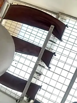 Snapshot of CharlotteCottin chatting on 12-17-25, 11:15 CharlotteCottin online show from 12-17-25, 11:15