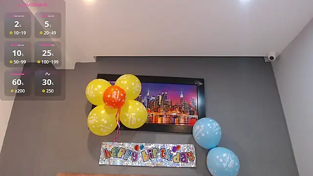 Snapshot of CharlotteCottin chatting on 11-04-25, 11:03 CharlotteCottin online show from 11-04-25, 11:03