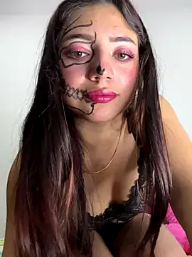 LisaGoddes online show from 10-30-25, 11:34