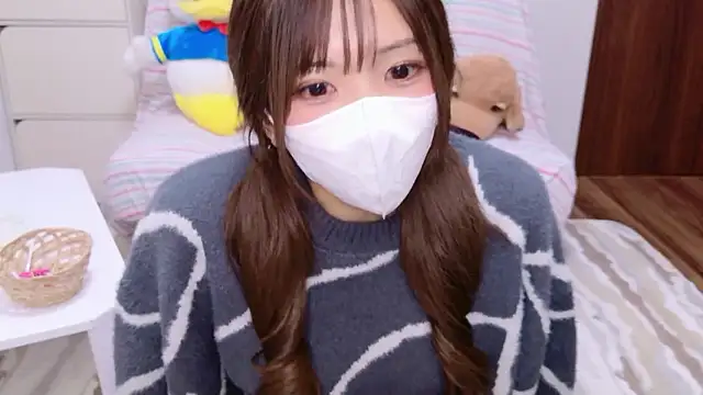 Snapshot of -EdisonThomas- chatting on 10-31-25, 04:47 -EdisonThomas- online show from 10-31-25, 04:47