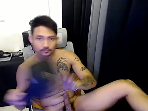 Thefriskyasian online show from 09-26-25, 10:49