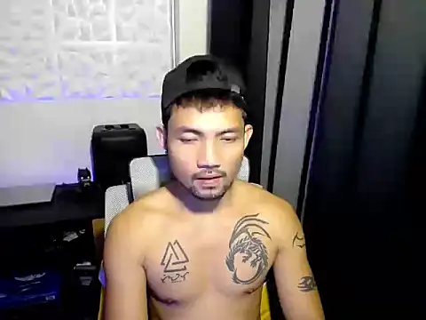 Thefriskyasian online show from 09-18-25, 06:33