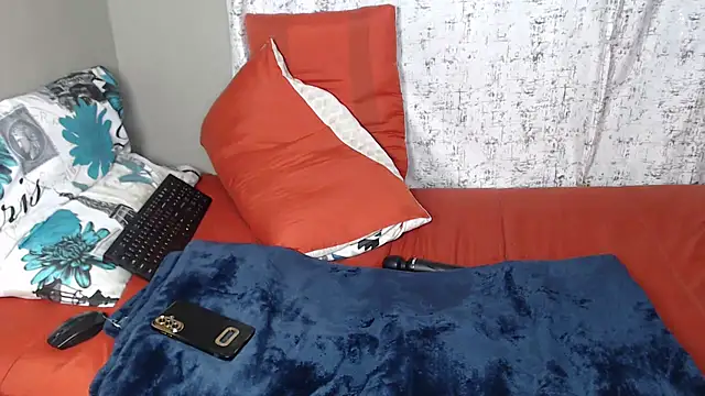 Lunalee online show from 01-12-26, 10:14