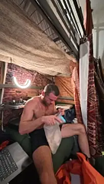 Bighairytopping online show from 10-20-25, 04:58