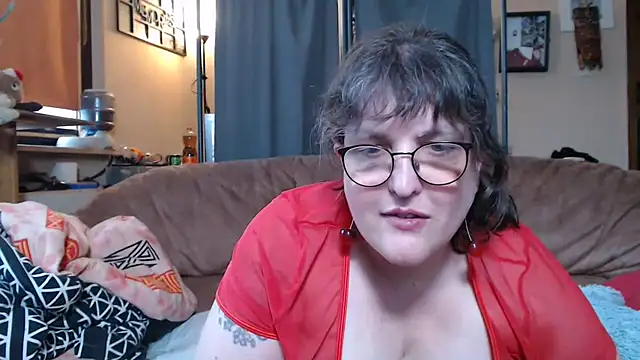 Snapshot of ladyfrombonn chatting on 04-02-26, 04:24 ladyfrombonn online show from 04-02-26, 04:24