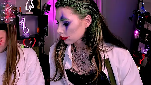 lily morty online show from 10-31-25, 09:22