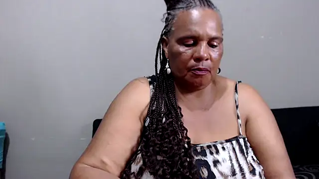 GrandBustyMelon online show from 03-12-26, 08:51