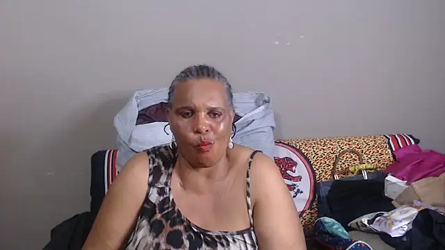 GrandBustyMelon online show from 07-26-26, 04:03