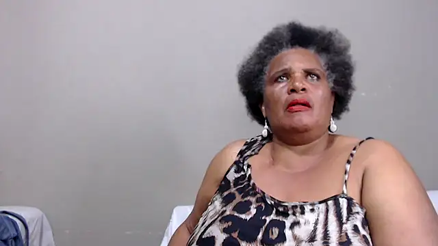 Snapshot of GrandBustyMelon chatting on 04-24-26, 05:37 GrandBustyMelon online show from 04-24-26, 05:37