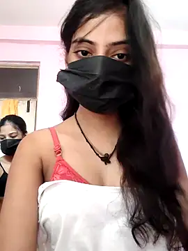 Snapshot of Hot-komall chatting on 09-24-25, 05:03 Hot-komall online show from 09-24-25, 05:03