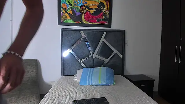 wyatt 3 online show from 10-07-25, 11:22