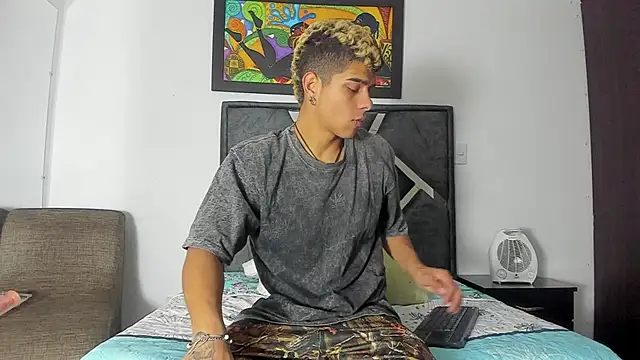 wyatt 3 online show from 10-25-25, 10:58