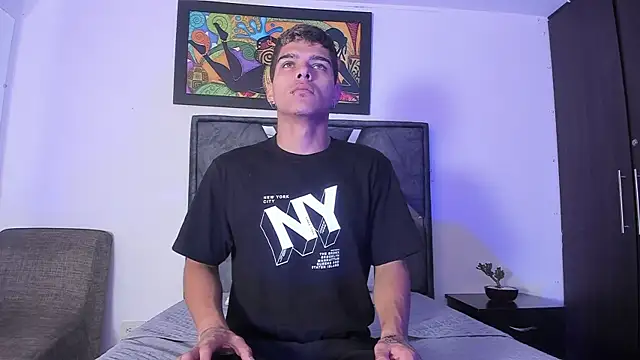 wyatt 3 online show from 11-12-25, 12:42