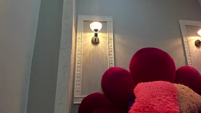 Saammy 17 online show from 10-10-25, 07:47
