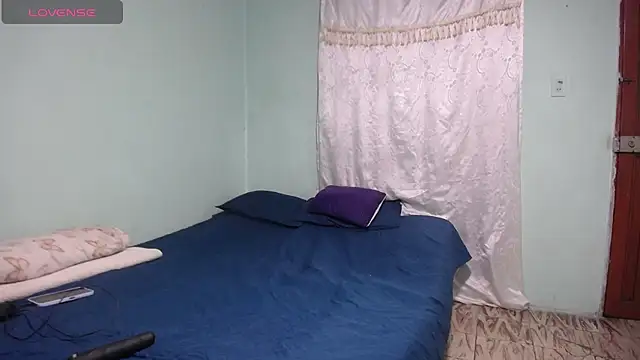 Snapshot of emilyvalencia_1 chatting on 03-01-26, 01:27 emilyvalencia 1 online show from 03-01-26, 01:27