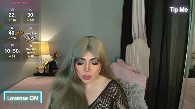 Unforgettable Maria online show from 12-20-25, 03:31