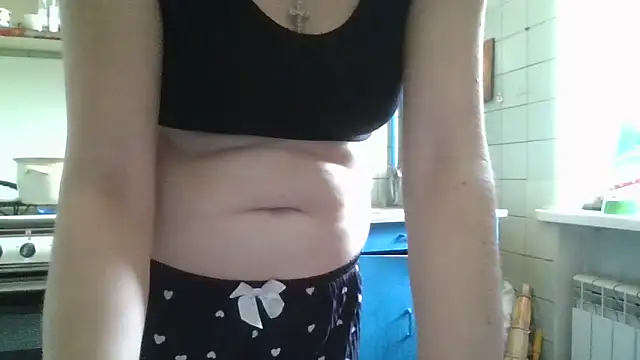 Snapshot of DanaNeon chatting on 05-27-26, 11:06 DanaNeon online show from 05-27-26, 11:06