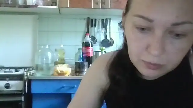 Snapshot of DanaNeon chatting on 06-14-26, 03:35 DanaNeon online show from 06-14-26, 03:35
