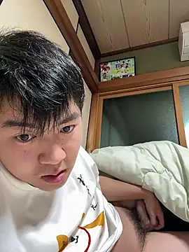 Snapshot of hiromu53 chatting on 10-29-25, 11:42 hiromu53 online show from 10-29-25, 11:42