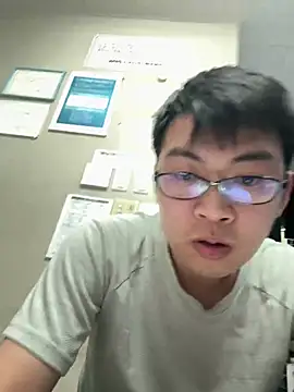 hiromu53 online show from 03-10-26, 11:47