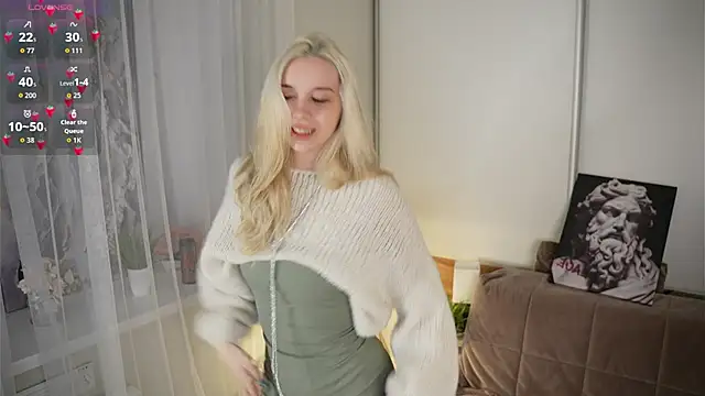 Snapshot of JaymieVigen chatting on 12-22-25, 03:06 JaymieVigen online show from 12-22-25, 03:06