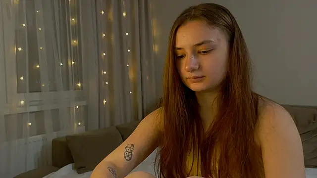 Lelia Vibe online show from 04-15-26, 07:40