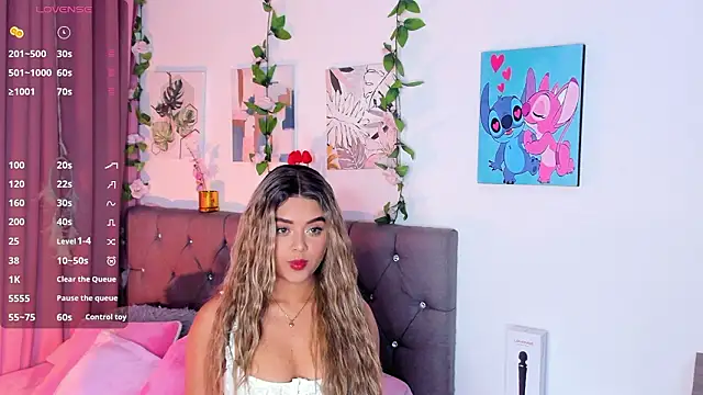 isajonnes18 online show from 02-04-26, 11:00