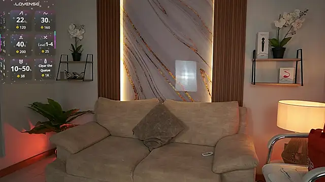 MilaCrave online show from 11-21-25, 11:42