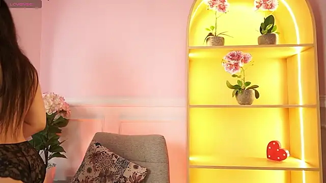 MilaCrave online show from 03-06-26, 11:38