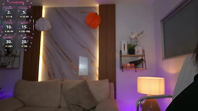 MilaCrave online show from 10-30-25, 11:41